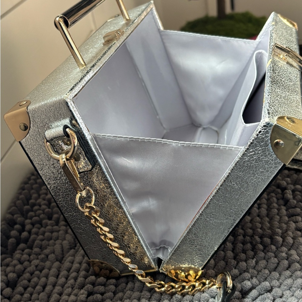 Aldo Women's Tiezzo Boom-Box Radio Crossbody Bag - Picture 7 of 8